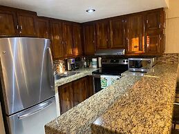 Condo Maritima NV by TRVL2HM