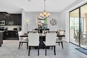 Vibrant Home With Spacious Pool!#6st5504