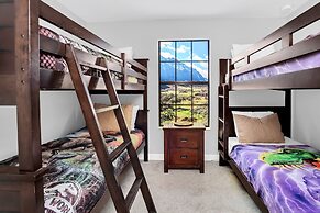 Vibrant Home With Spacious Pool!#6st5504