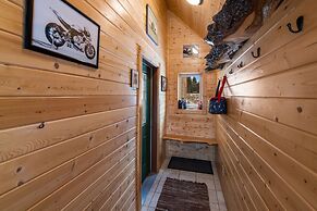 Mule Deer Cabin