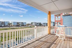 Sol Mates At Village Walk