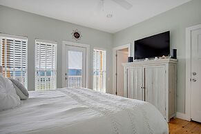 Sol Mates At Village Walk