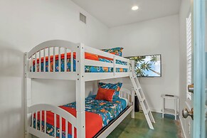 Avg307- The Hideaway