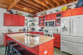 Avg307- The Hideaway