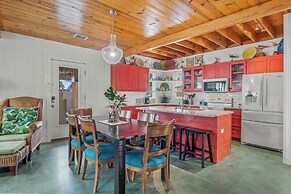 Avg307- The Hideaway