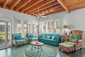 Avg307- The Hideaway