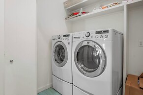 Avg307- The Hideaway