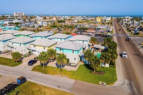 Avg307- The Hideaway