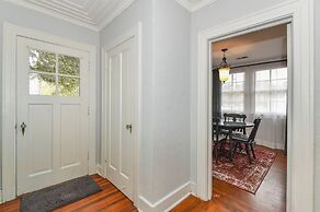 Super Fast Internet. Pets welcome