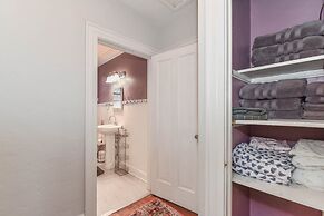 Super Fast Internet. Pets welcome