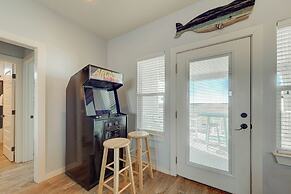 Ipe126-postcard From Paradise