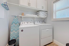 Ipe126-postcard From Paradise