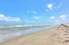 Ipe126-postcard From Paradise