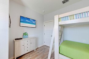 Ipe126-postcard From Paradise