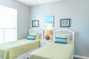 Npi152-toes In The Water