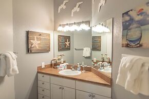 Npi152-toes In The Water