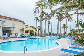 Npi152-toes In The Water