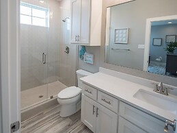 Ipe8125-all Decked Out