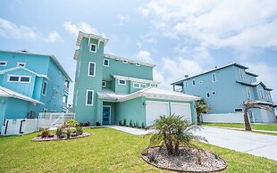 Ipe8125-all Decked Out