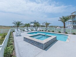 Ipe8125-all Decked Out