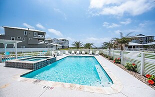 Ipe8125-all Decked Out