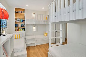 Ipe8117-the White House