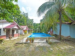 OYO 90657 D'ambang Resort