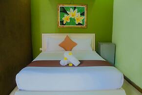Dedy Beach Inn