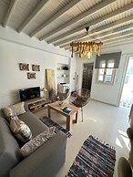 Myconian Avra Apartment