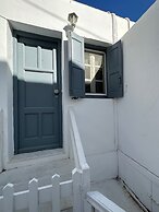 Myconian Avra Apartment
