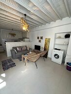 Myconian Avra Apartment