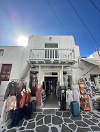 Myconian Avra Apartment