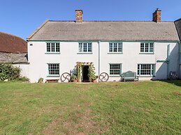 Aluric's Hall