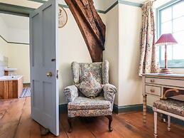 Aluric's Hall