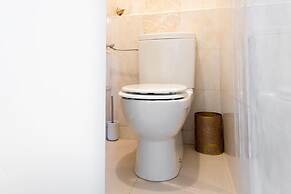 Vienna Christmas Market Rooftop Dollhouse 4 Couple