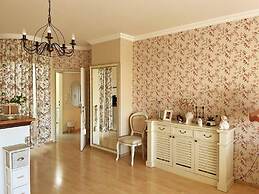 Vienna Christmas Market Rooftop Dollhouse 4 Couple