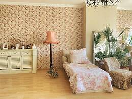 Vienna Christmas Market Rooftop Dollhouse 4 Couple