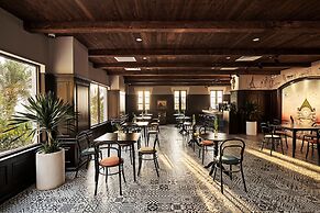 Times Corner Sorrento Boutique Hotel