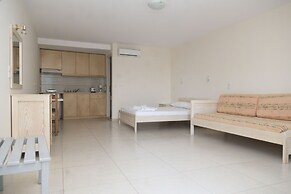Sunset Studios & Apartments by Estia