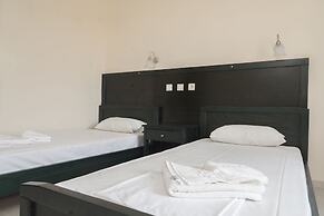 Sunset Studios & Apartments by Estia