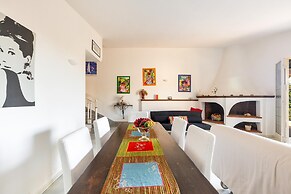 2536 Villa Degli Eucalipti by Barbarhouse