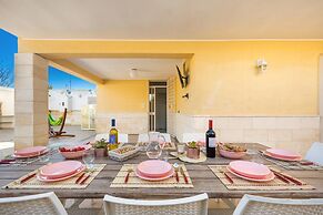 2536 Villa Degli Eucalipti by Barbarhouse