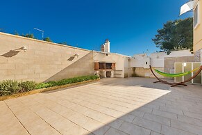 2536 Villa Degli Eucalipti by Barbarhouse