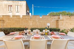 2536 Villa Degli Eucalipti by Barbarhouse