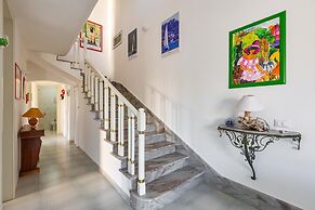 2536 Villa Degli Eucalipti by Barbarhouse