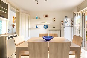 2536 Villa Degli Eucalipti by Barbarhouse