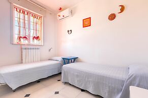 2536 Villa Degli Eucalipti by Barbarhouse