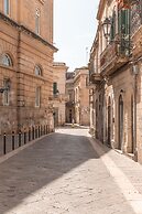 Palazzo Lecce - Epoca Collection