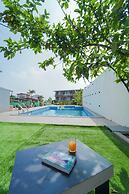 Treebo Kuber Palace With a Swimming Pool