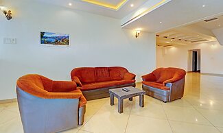 Treebo Kuber Palace With a Swimming Pool